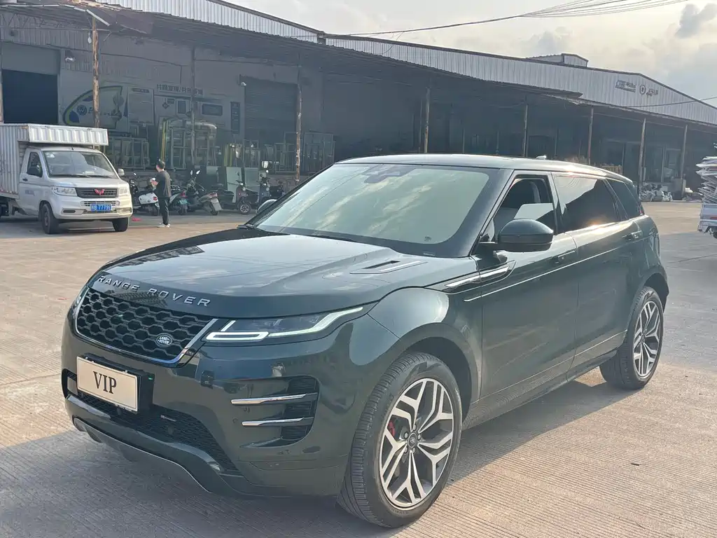 Land Rover Evoque 2023 — фото 1
