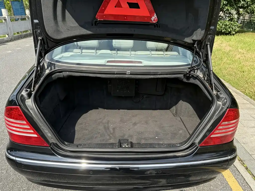 Mercedes-Benz S-Class 2005 — фото 16