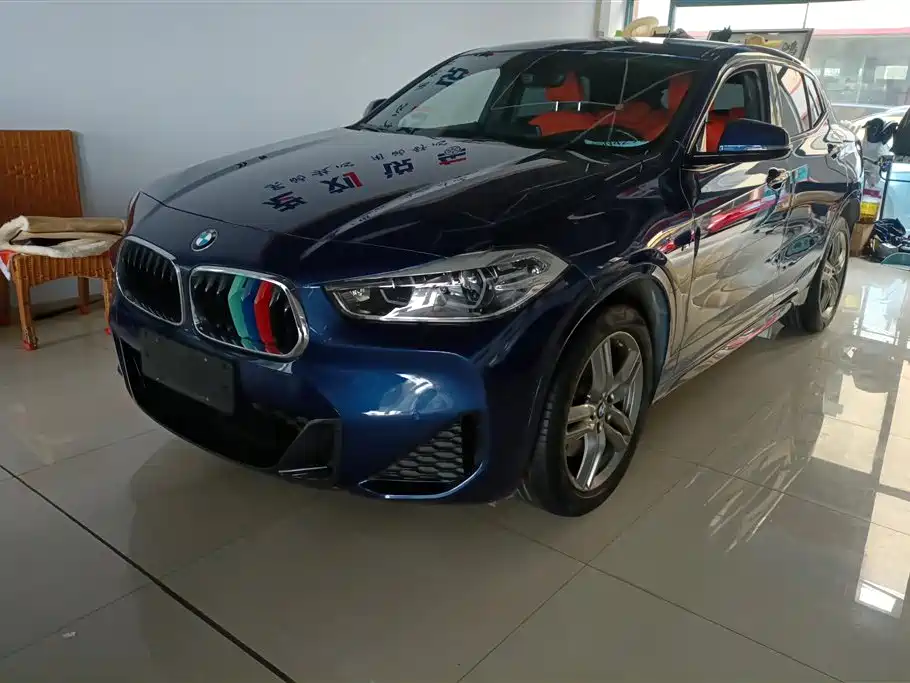 BMW X2 2021 — фото 1