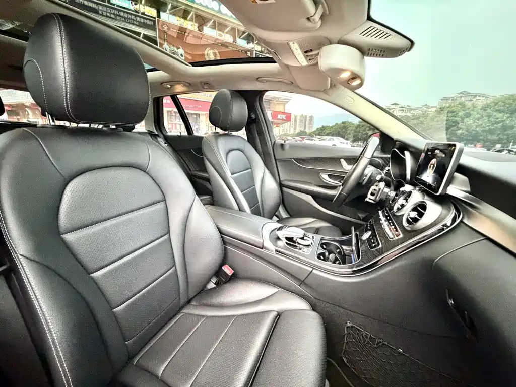 Mercedes-Benz C-Class 2017 — фото 13