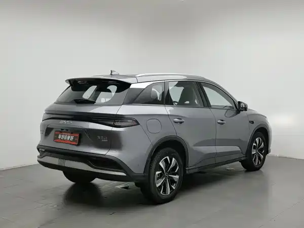 BYD Sealion 05 DM-i 2025