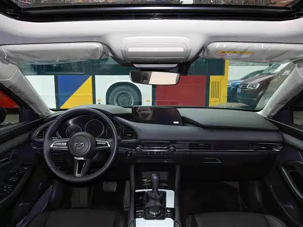 Mazda 3 Axela 2023