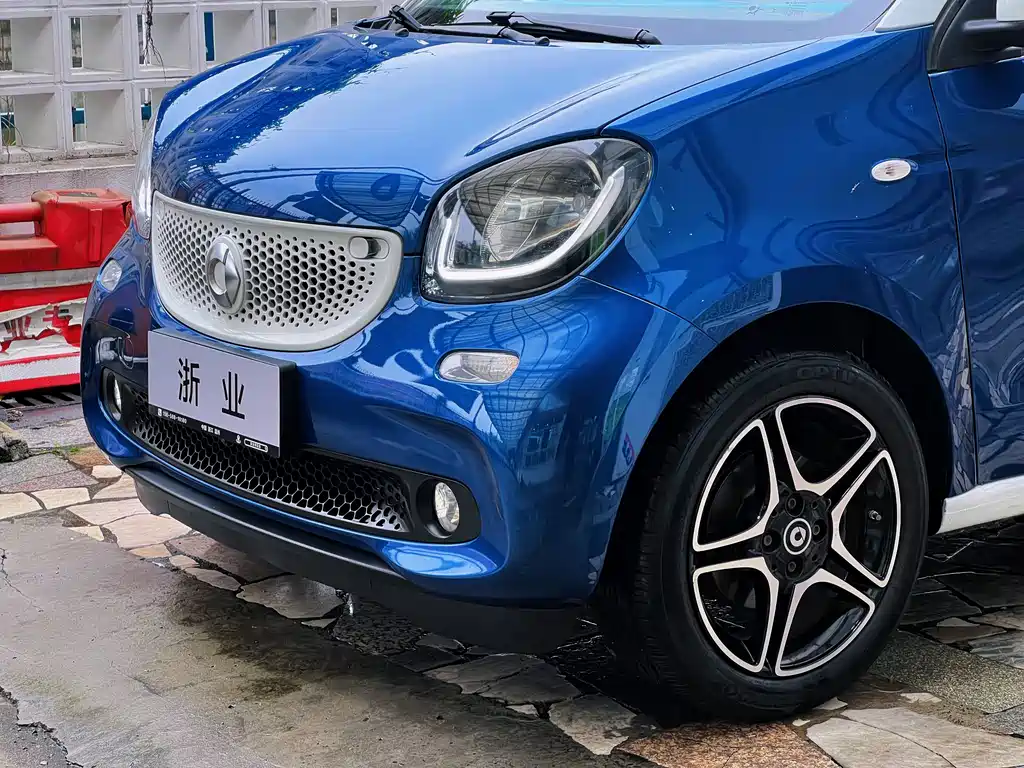 smart Forfour 2017 — фото 5