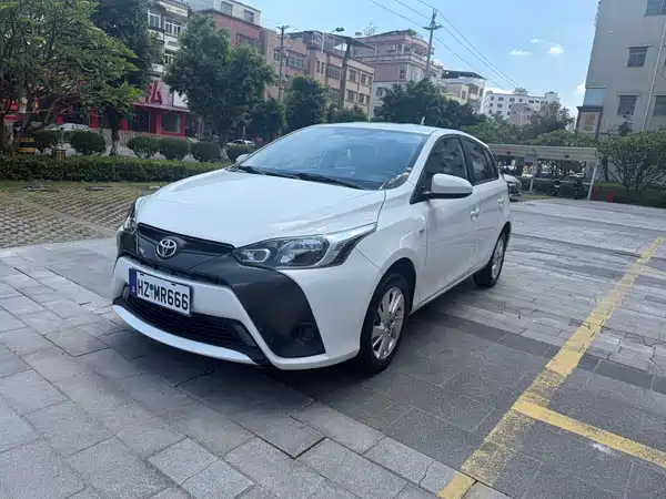Toyota Yaris L 2019