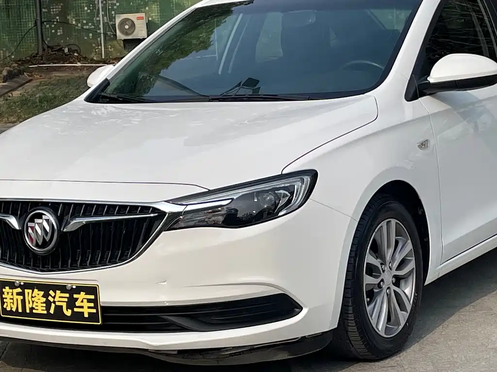Buick Excelle 2019 — фото 19