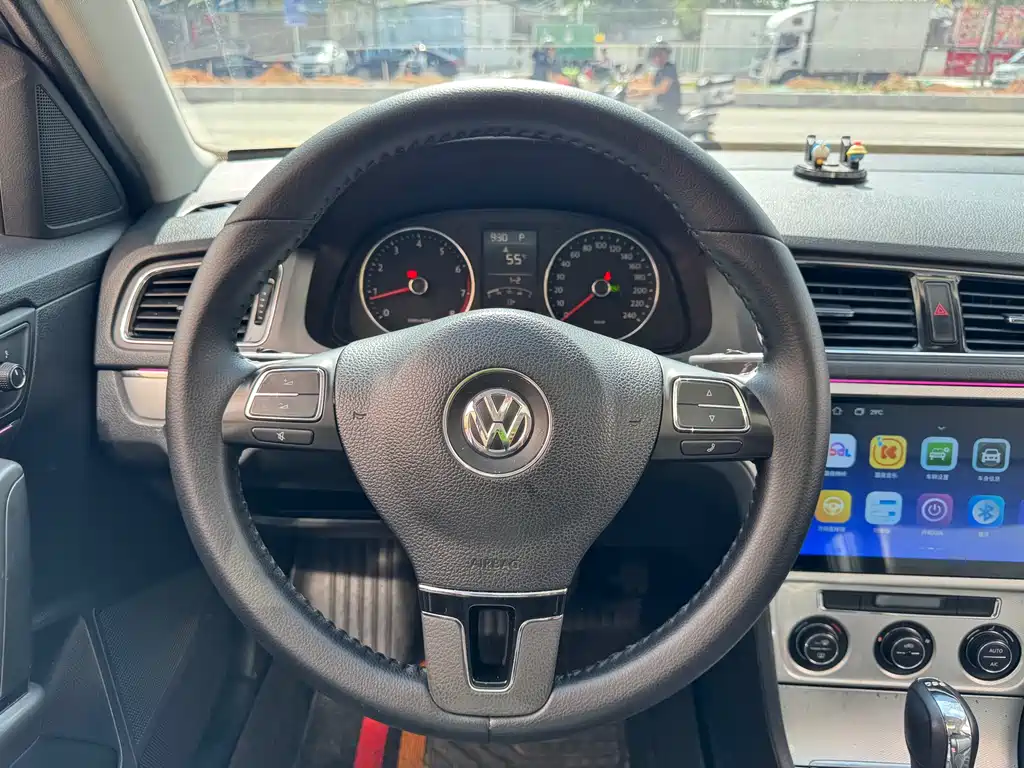 Volkswagen Gran Lavida 2015