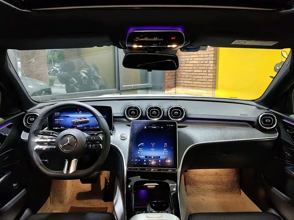 Mercedes-Benz C-Class 2022 — фото 10
