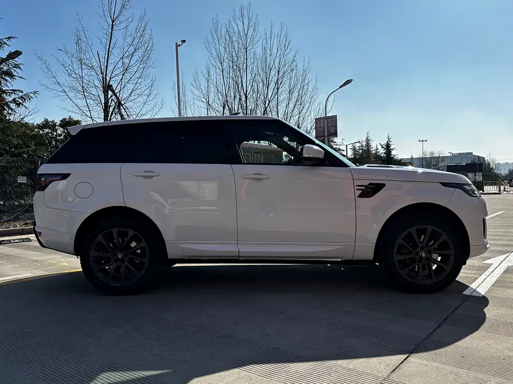 Land Rover Sport 2019 — фото 4