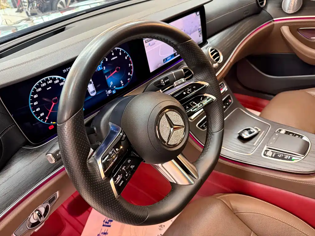 Mercedes-Benz E-Class 2021 — фото 10