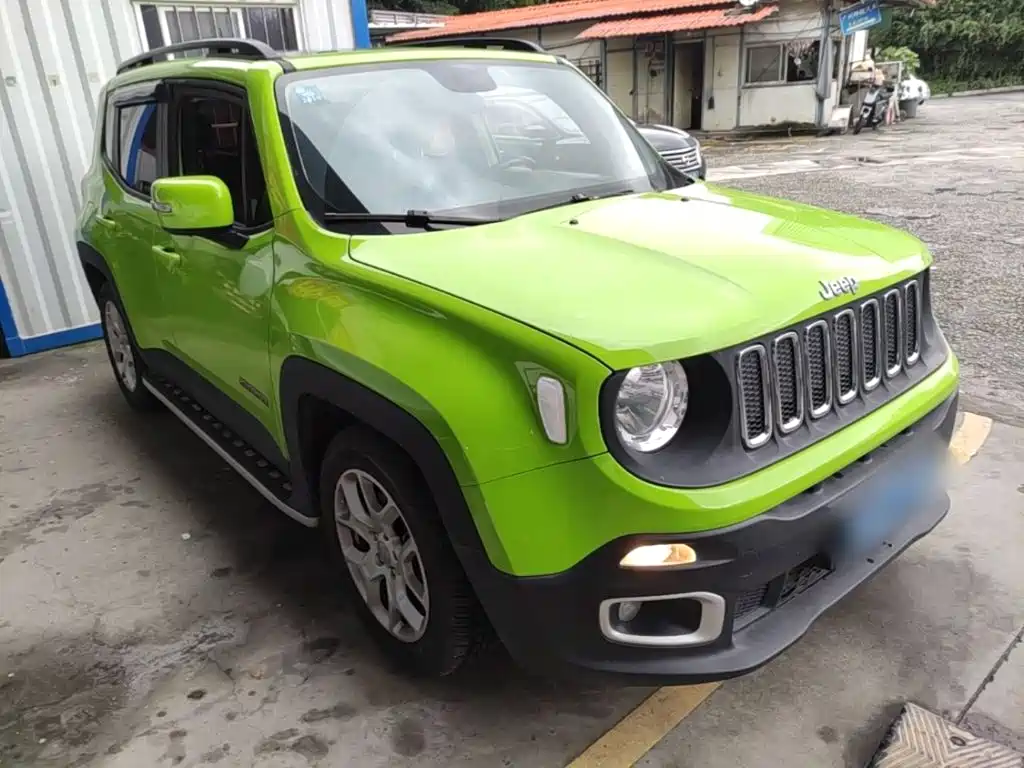 Jeep Renegade 2017 — фото 22