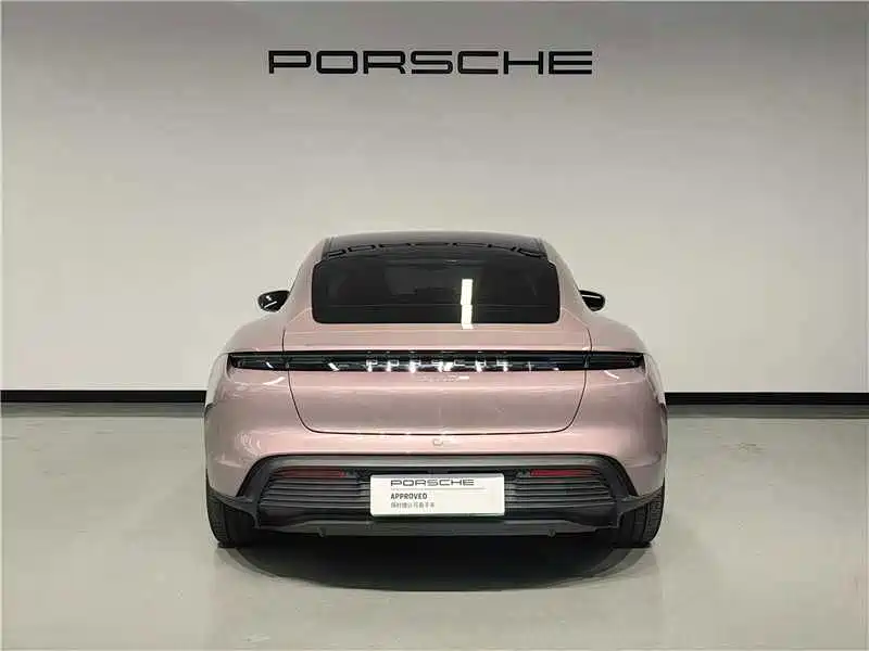 Porsche Taycan 2022 — фото 7