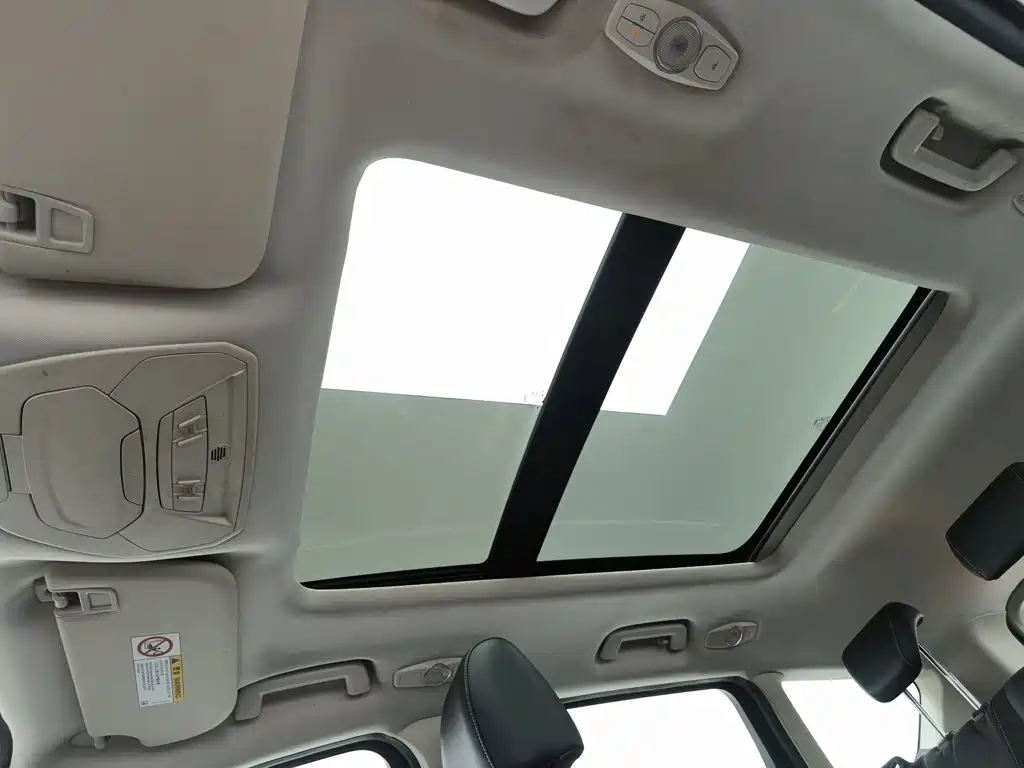 Ford Kuga 2013 — фото 14