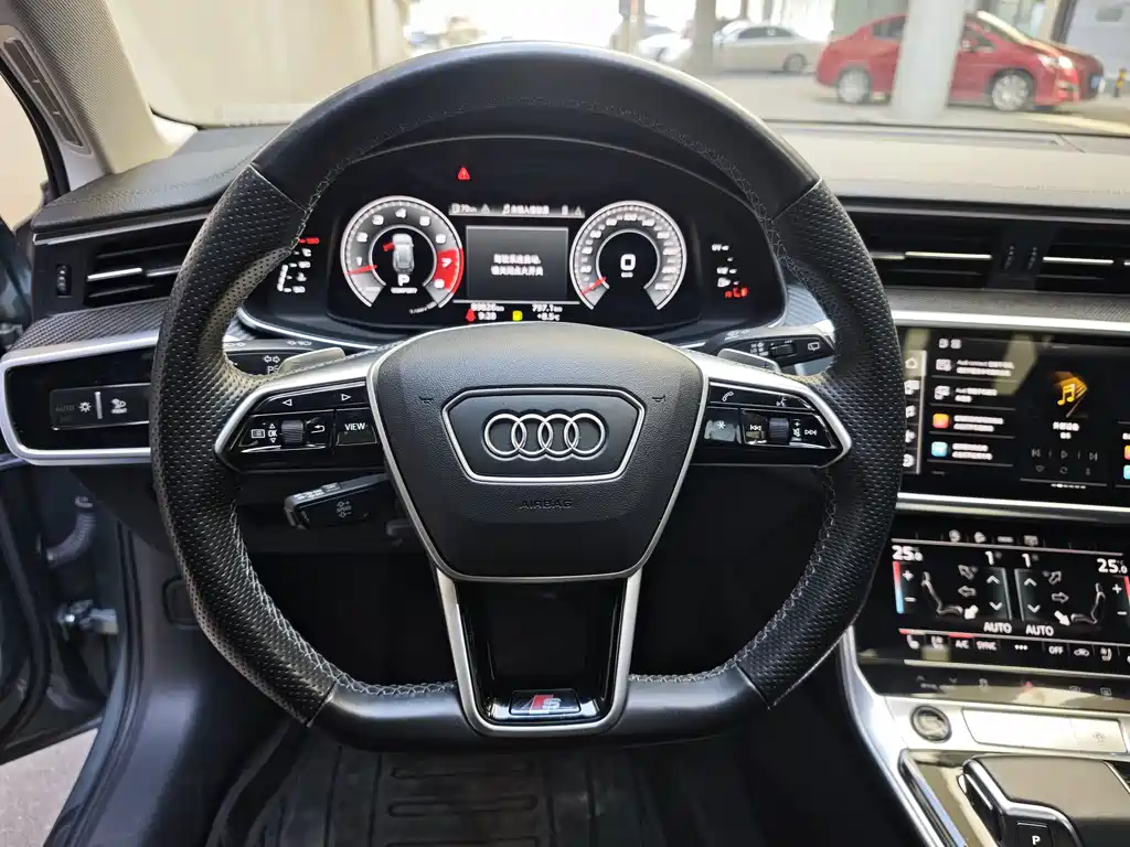 Audi A6 2021 — фото 16