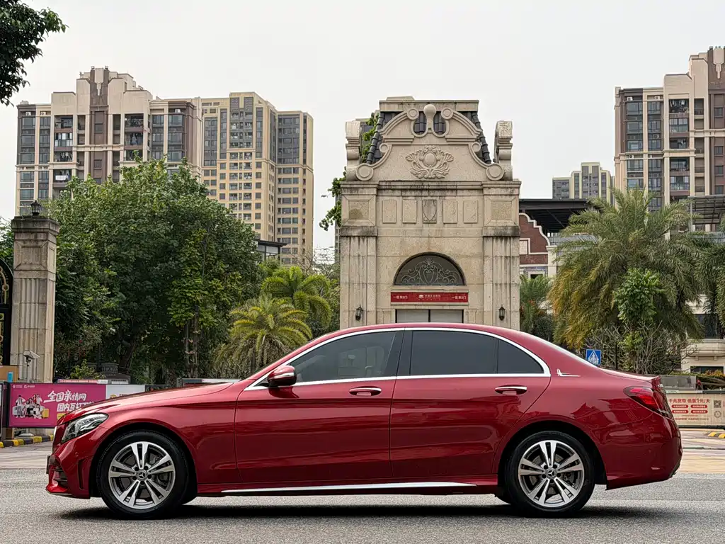 Mercedes-Benz C-Class 2020 — фото 4