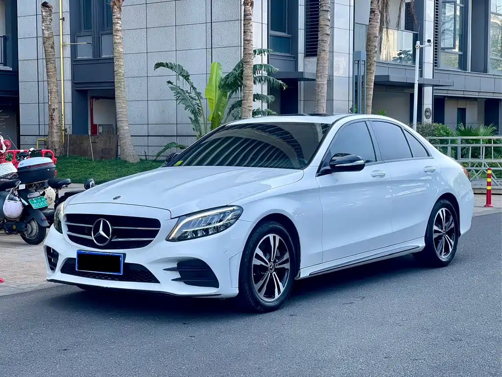 Mercedes-Benz C-Class 2019 — фото 1