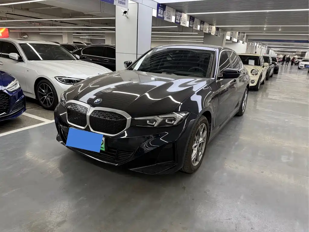 BMW i3 2024
