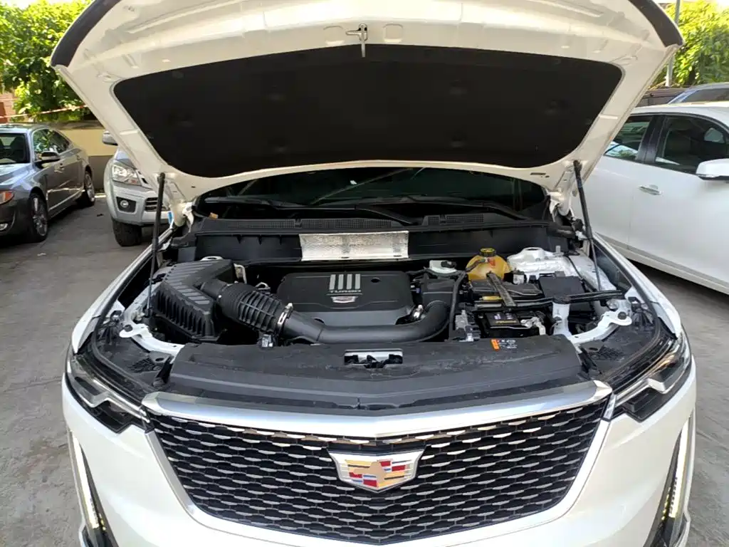 Cadillac XT6 2020 — фото 20