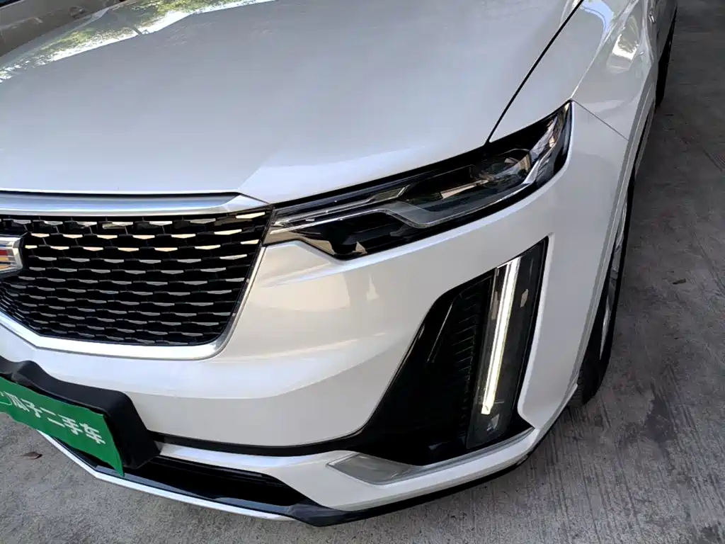 Cadillac XT6 2020 — фото 24