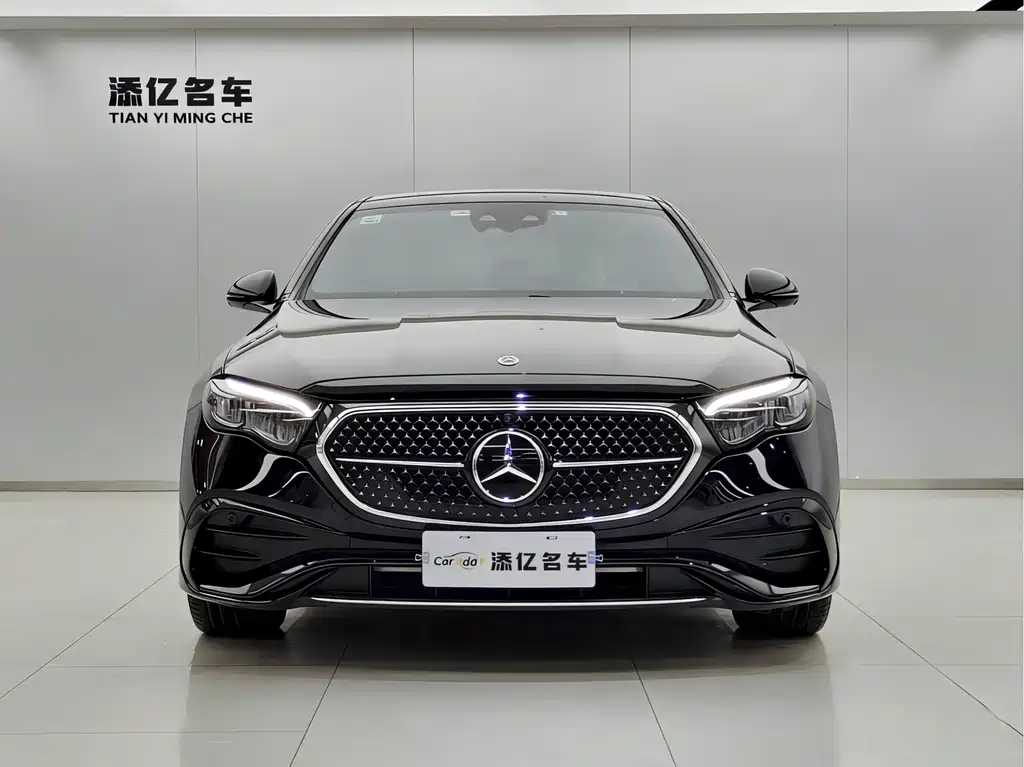 Mercedes-Benz E-Class 2024