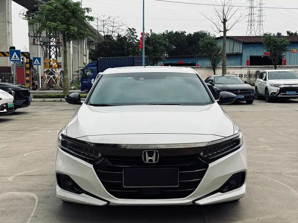 Honda Accord 2023 — фото 2