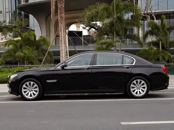 BMW 7 Series 2009