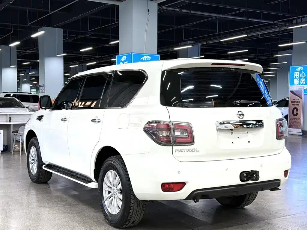 Nissan Patrol 2018 — фото 14