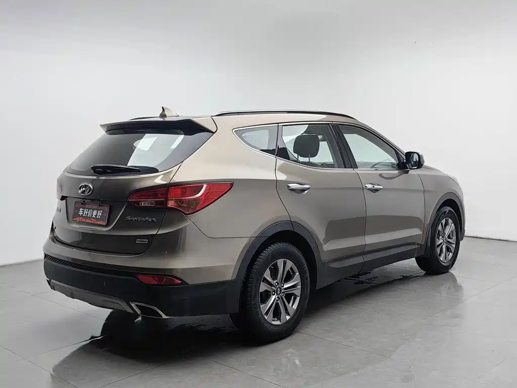 Hyundai Santa Fe 2014 — фото 2