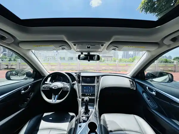 Infiniti Q50L 2019