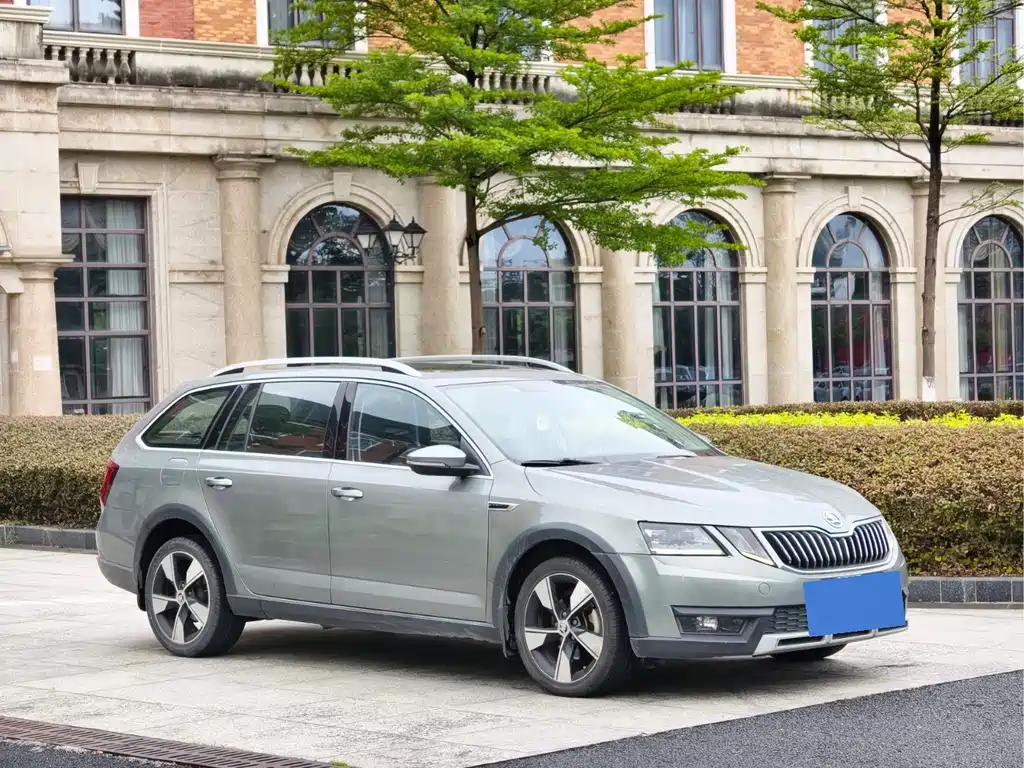 Skoda Octavia 2017 — фото 3