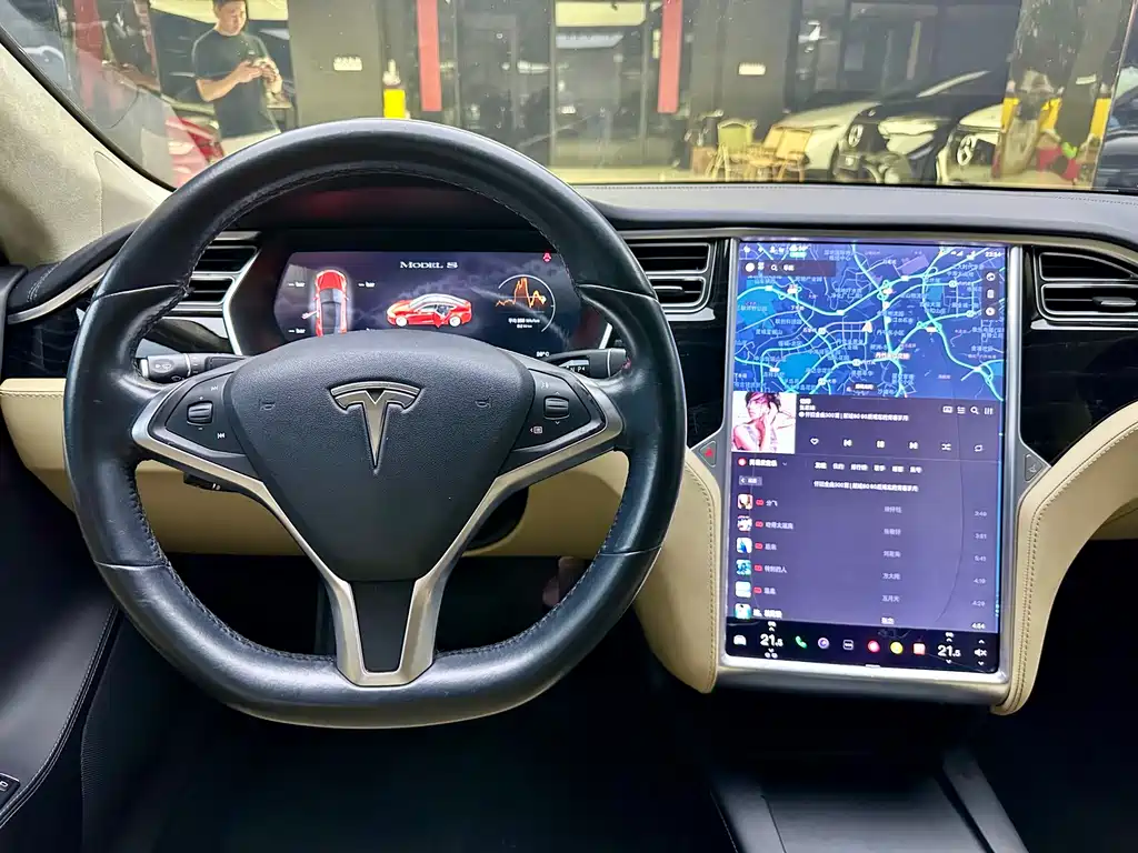 Tesla Model S 2016 — фото 14
