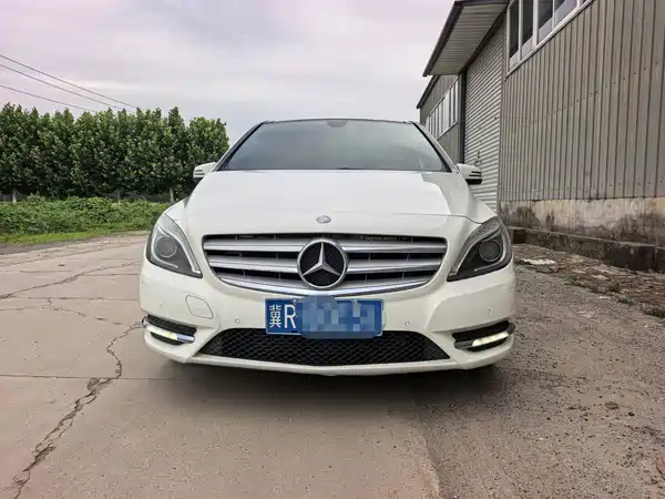 Mercedes-Benz B-Class 2014