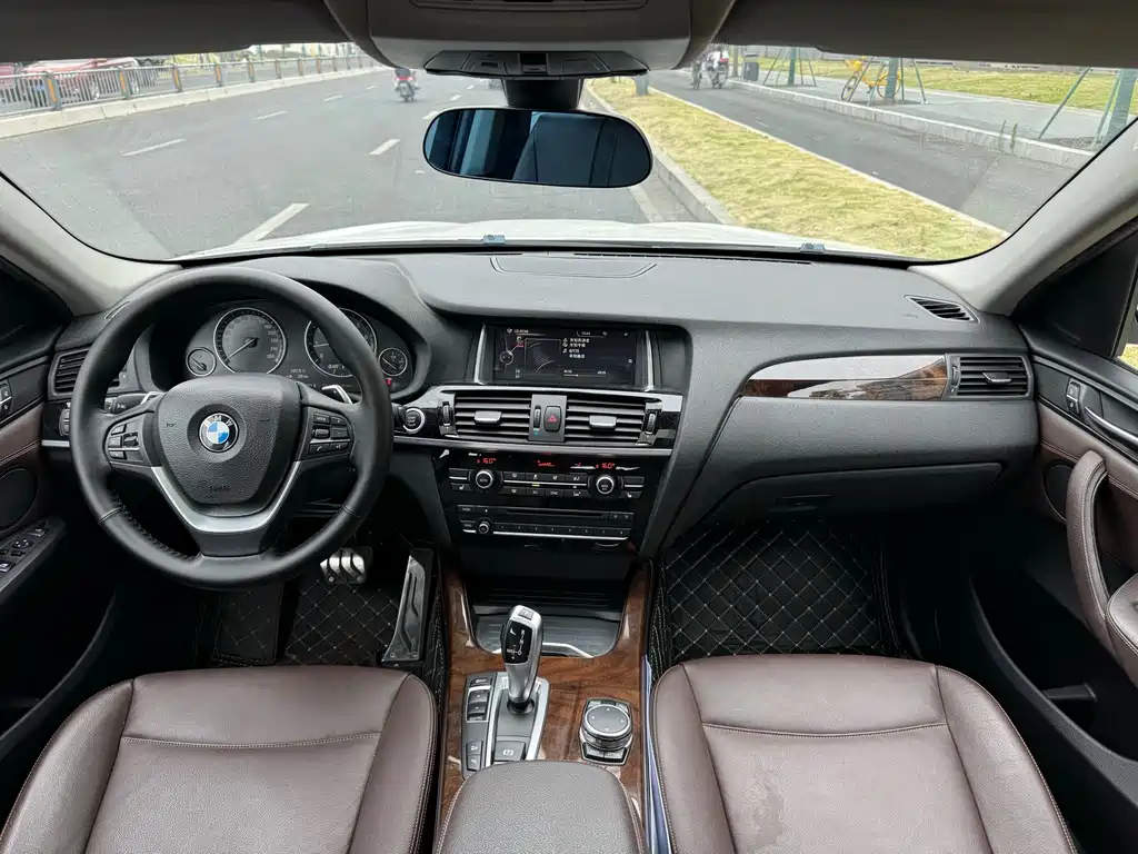 BMW X4 2015 — фото 7