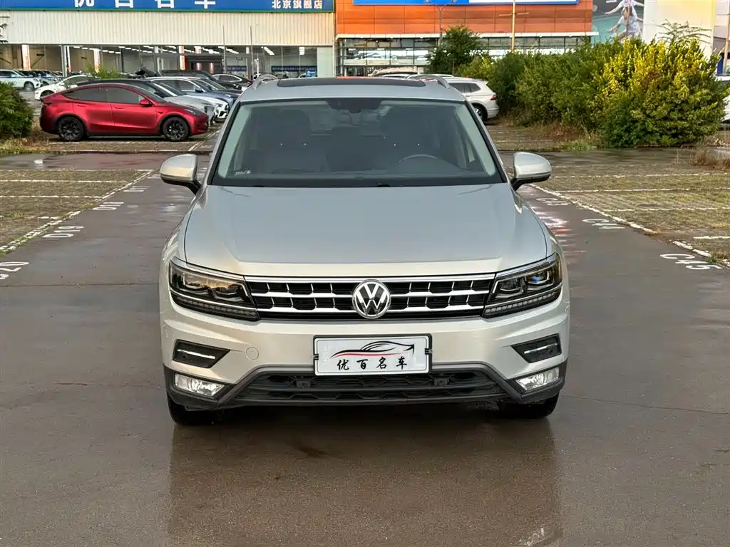 Volkswagen Tiguan L 2019 — фото 2