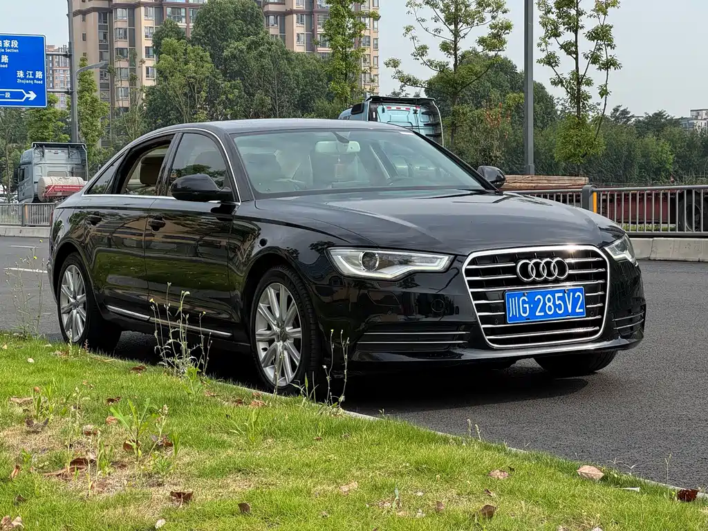 Audi A6L 2014 — фото 3