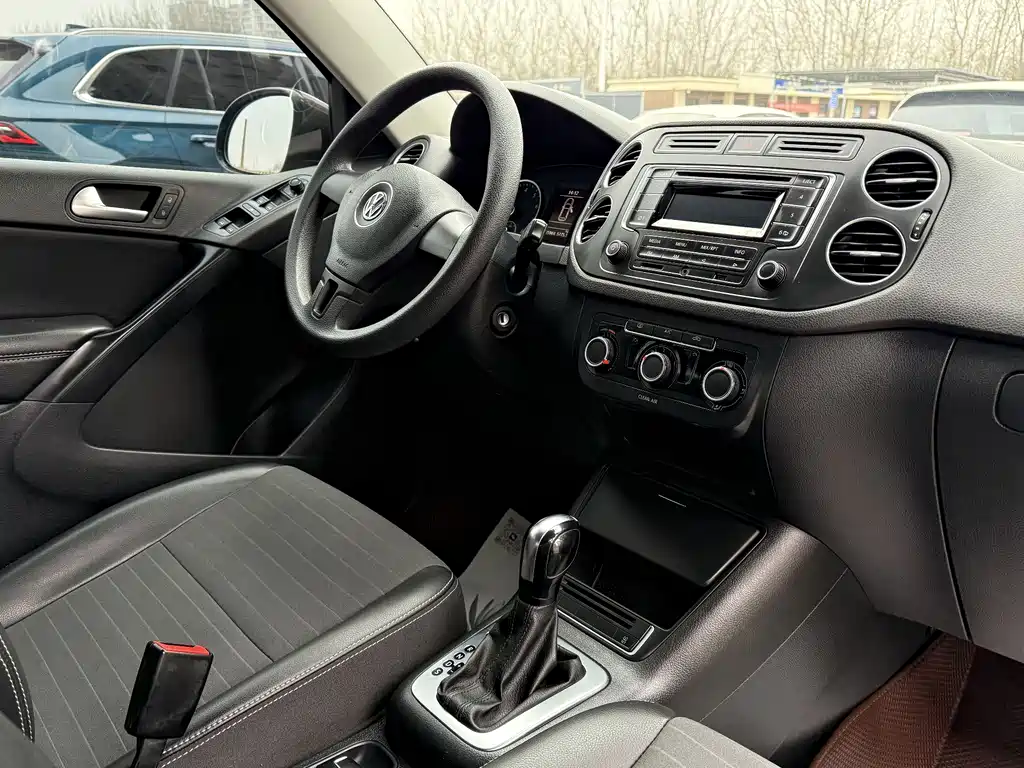Volkswagen Tiguan 2016 — фото 20