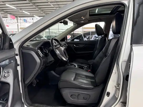 Nissan X-Trail 2014