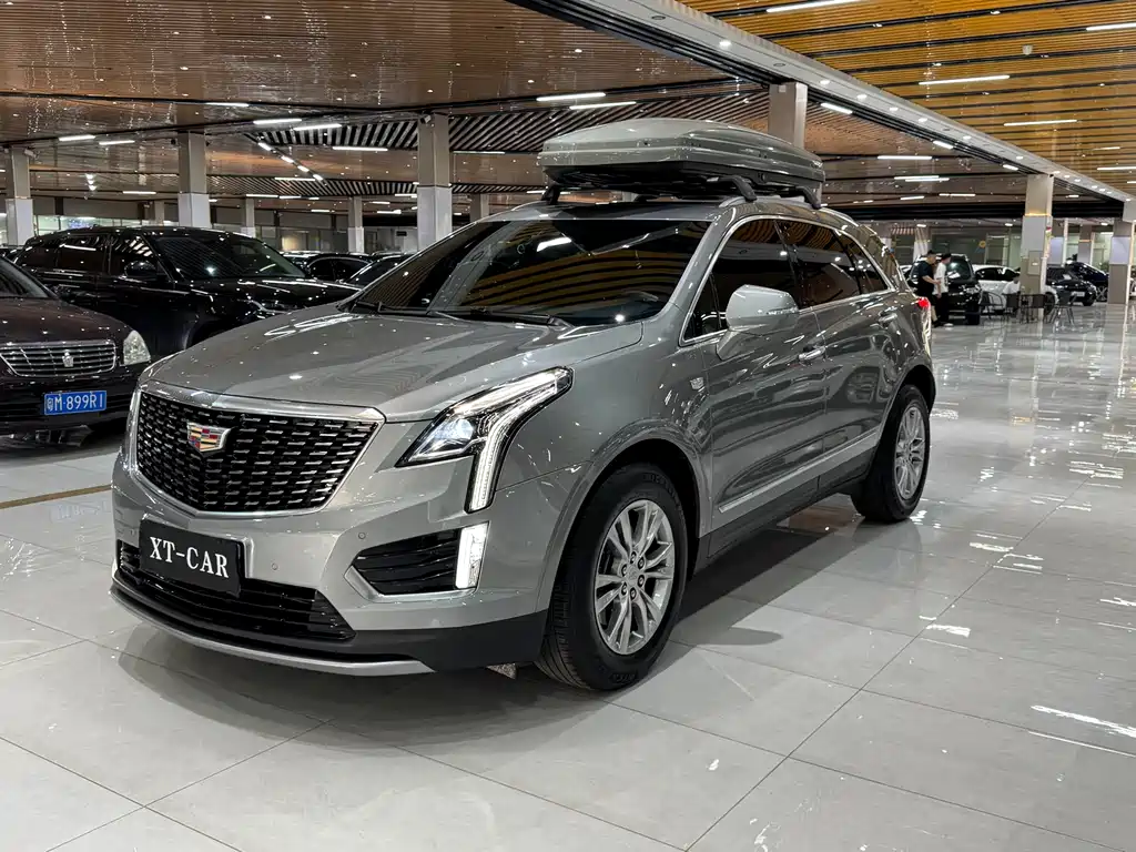 Cadillac XT5 2023 — фото 1