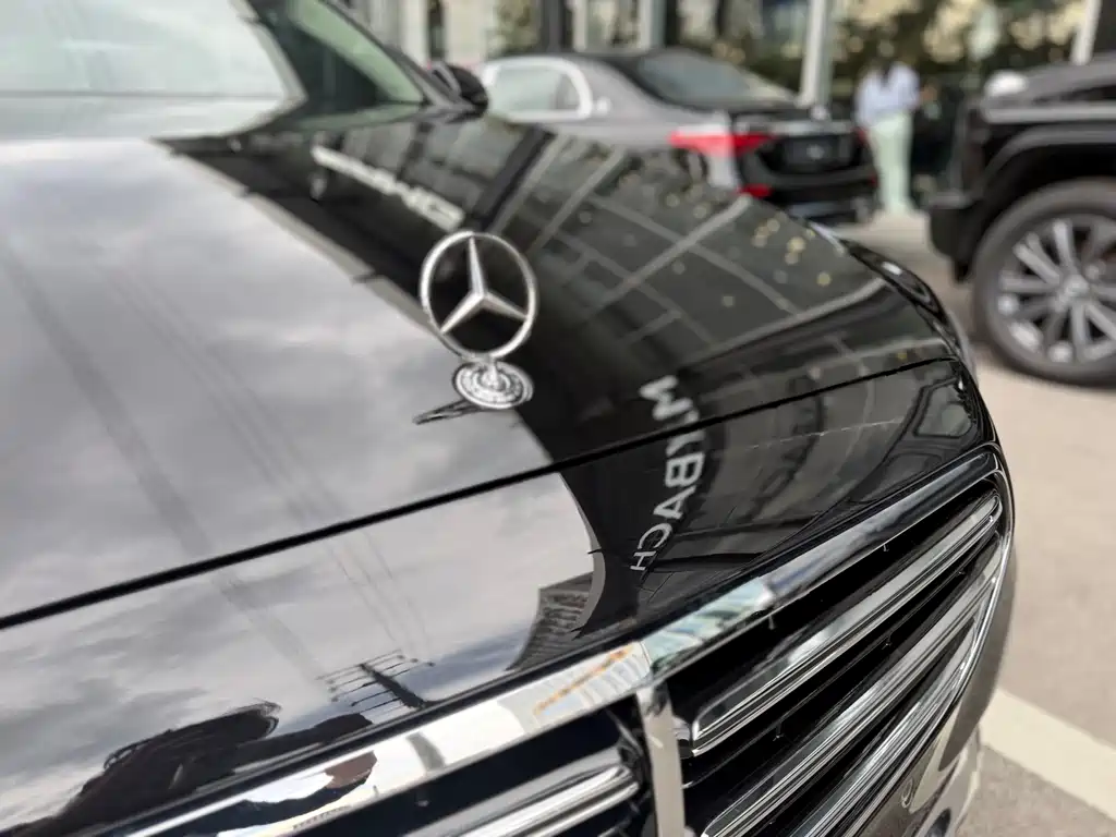 Mercedes-Benz E-Class 2023 — фото 26