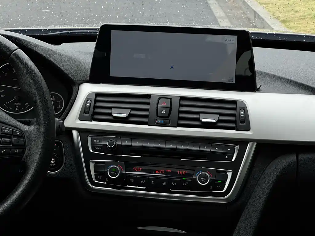 BMW 3 Series GT 2014 — фото 9