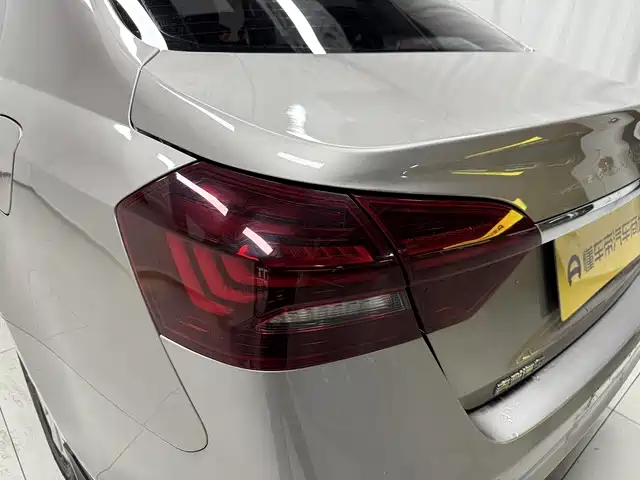 Geely Emgrand 2022 — фото 10