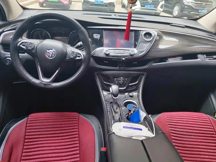 Buick Envision Plus 2018 — фото 12