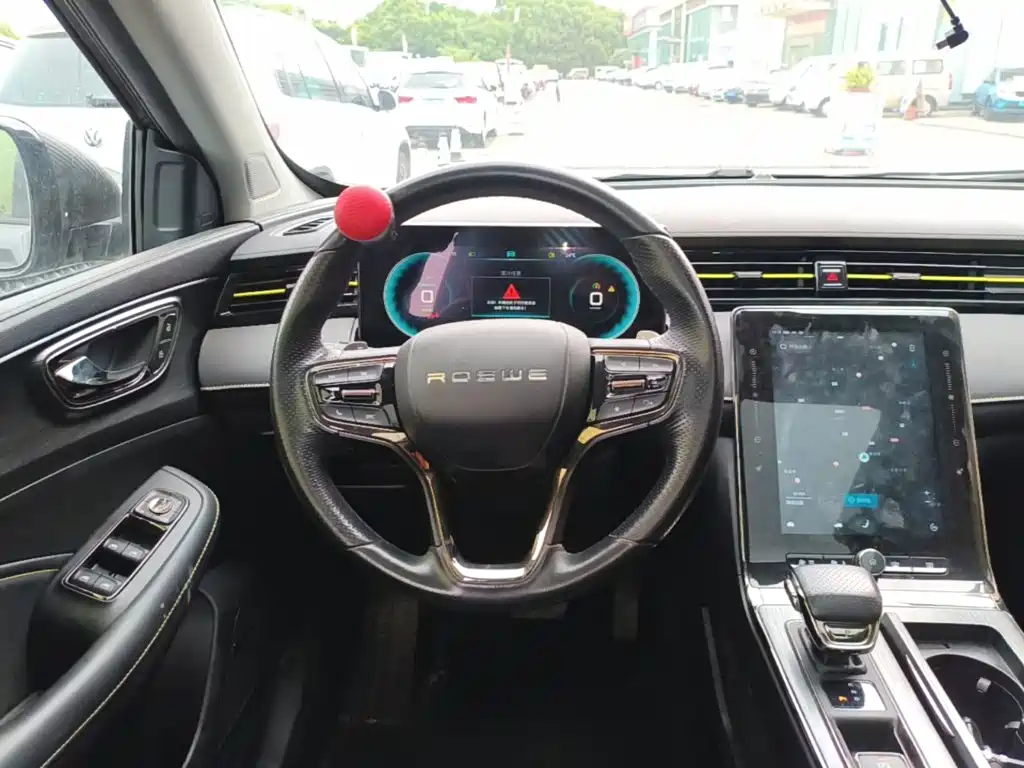 Roewe RX5 New Energy 2022 — фото 11