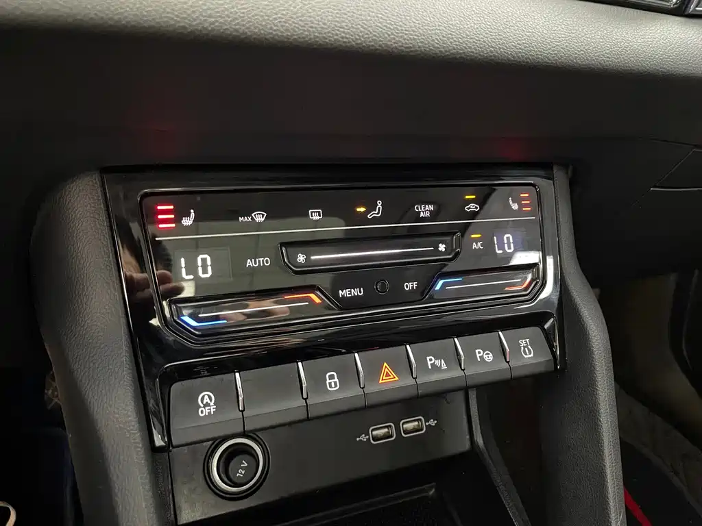 Skoda Karoq 2022 — фото 12