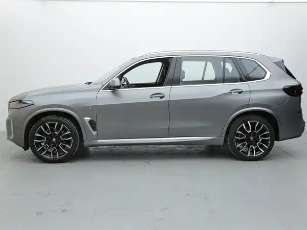 BMW X5 2023