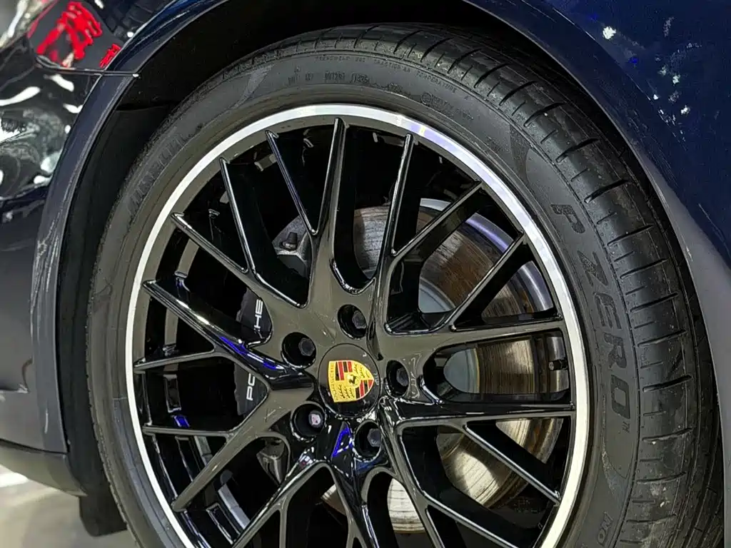 Porsche Panamera 2020 — фото 15