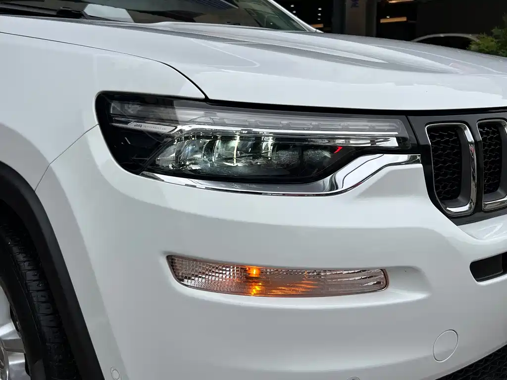 Jeep Grand Commander 2020 — фото 26