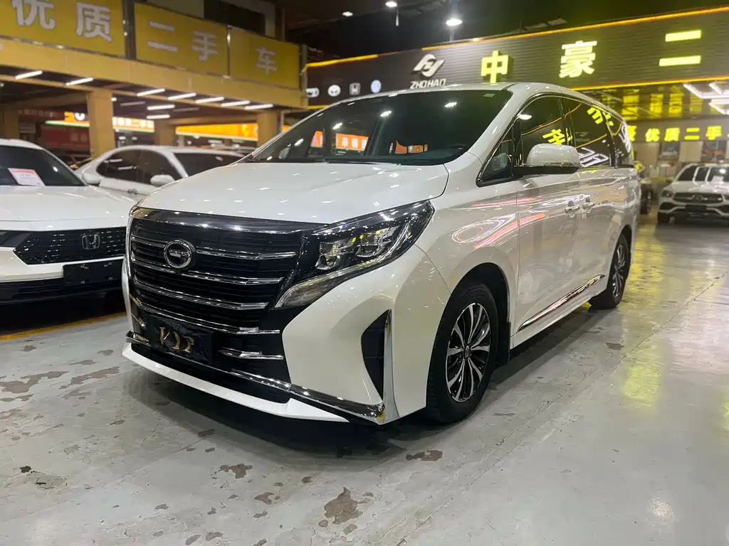 GAC Motor Trumpchi M8 2022 — фото 3