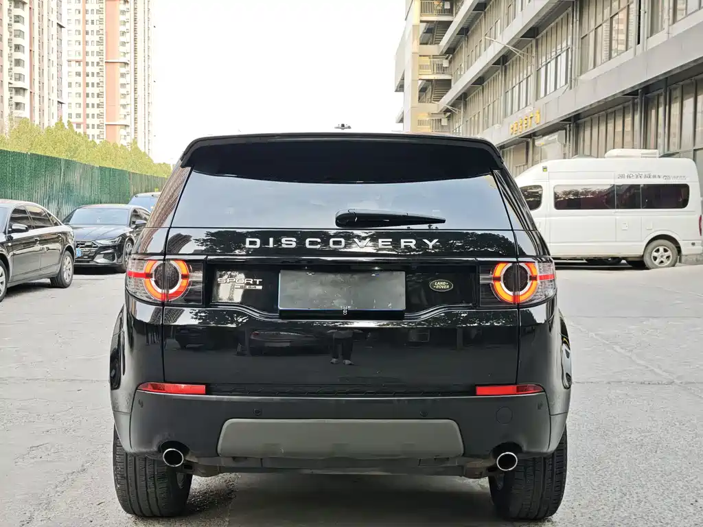 Land Rover Discovery Sport 2015 — фото 9