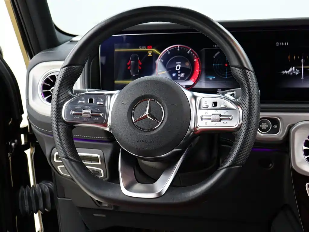 Mercedes-Benz G-Class 2024 — фото 12