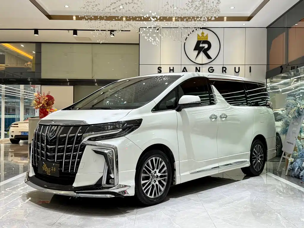 Toyota Alphard 2015